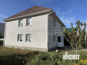 Дом 239м², 3-этажный, участок 12 сот.