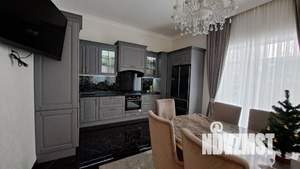 Коттедж 234м², 2-этажный, участок 15 сот.