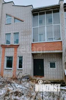 Таунхаус 214м², 3-этажный, участок 2 сот.