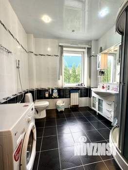 Коттедж 301м², 3-этажный, участок 8 сот.