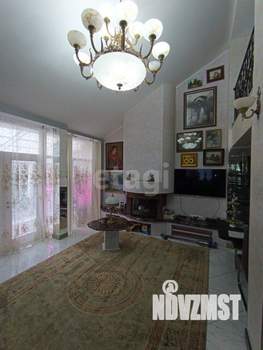 Таунхаус 279м², 2-этажный, участок 7 сот.