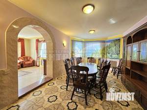 Дом 409м², 2-этажный, участок 10 сот.