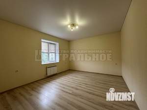 Дом 239м², 3-этажный, участок 12 сот.