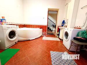 Дом 224м², 2-этажный, участок 6 сот.