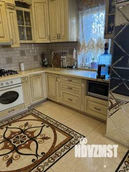 Дом 257м², 2-этажный, участок 33 сот.