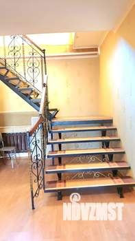 Дом 225м², 2-этажный, участок 6 сот.