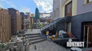 Дом 560м², 4-этажный, участок 6 сот.