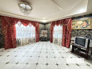 Дом 189м², 2-этажный, участок 10 сот.