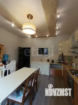 Дом 494м², 2-этажный, участок 7 сот.