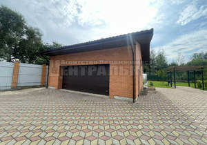 Дом 449м², 3-этажный, участок 30 сот.