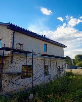 Дом 200м², 2-этажный, участок 10 сот.