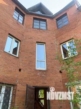 Дом 588м², 4-этажный, участок 10 сот.