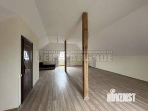 Дом 239м², 3-этажный, участок 12 сот.