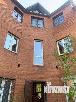 Дом 588м², 4-этажный, участок 10 сот.