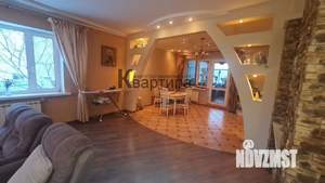 Коттедж 230м², 3-этажный, участок 16 сот.