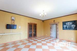 Коттедж 298м², 3-этажный, участок 12 сот.