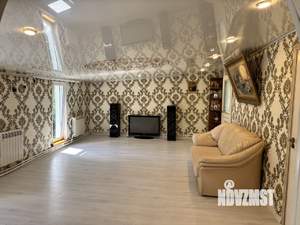 Коттедж 190м², 2-этажный, участок 10 сот.