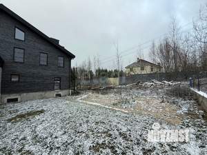 Таунхаус 250м², 3-этажный, участок 6 сот.