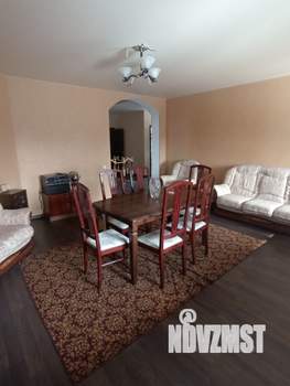 Дом 240м², 2-этажный, участок 8 сот.