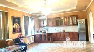 Дом 225м², 2-этажный, участок 6 сот.