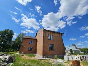 Таунхаус 200м², 3-этажный, участок 6 сот.