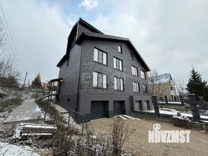 Таунхаус 250м², 3-этажный, участок 6 сот.