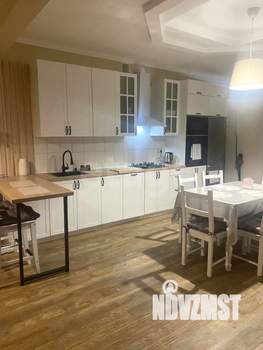 Дом 310м², 3-этажный, участок 8 сот.