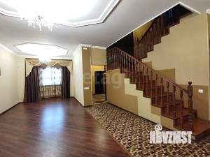 Дом 280м², 2-этажный, участок 10 сот.