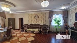 Дом 280м², 2-этажный, участок 10 сот.