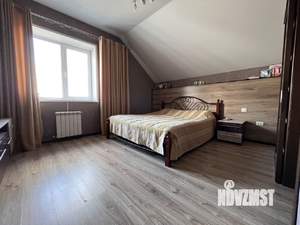 Коттедж 242м², 2-этажный, участок 7 сот.