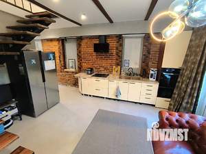 Дом 186м², 2-этажный, участок 7 сот.