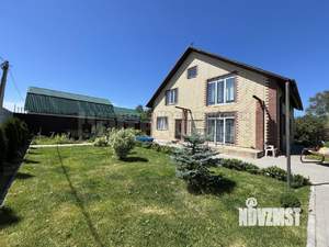 Дом 301м², 2-этажный, участок 12 сот.