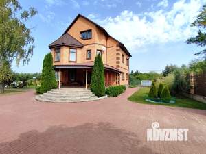 Дом 390м&sup2;, 3-этажный, на длительный срок, 