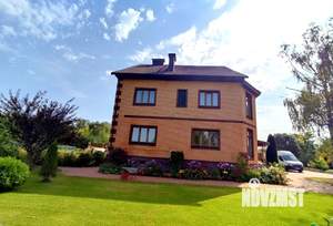 Дом 390м&sup2;, 3-этажный, на длительный срок, 