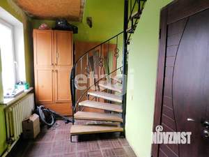 Дом 220м², 2-этажный, участок 6 сот.  