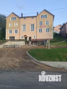 Таунхаус 329м², 3-этажный, участок 3 сот.  