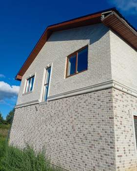 Дом 200м², 2-этажный, участок 10 сот.  