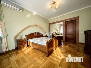 Дом 410м², 2-этажный, участок 10 сот.  