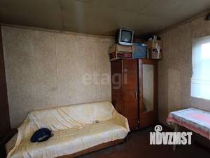 Дом 30м², 2-этажный, участок 6 сот.  