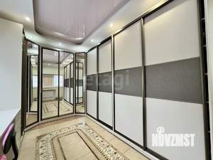 Дом 372м², 3-этажный, участок 7 сот.  