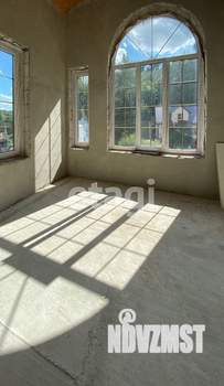 Дом 360м², 3-этажный, участок 14 сот.  