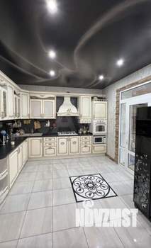 Дом 320м², 3-этажный, участок 8 сот.  