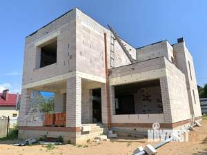 Дом 180м², 2-этажный, участок 6 сот.  