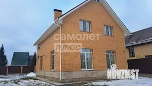 Коттедж 211м², 2-этажный, участок 15 сот.  