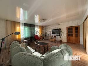 Коттедж 225м², 2-этажный, участок 18 сот.  