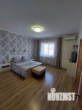 Коттедж 210м², 2-этажный, участок 7 сот.  