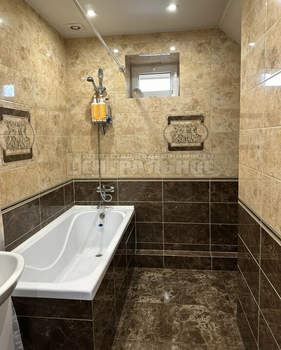 Дом 150м², 2-этажный, участок 6 сот.  