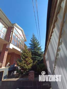 Коттедж 800м², 3-этажный, участок 9 сот.  