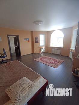 Дом 240м², 2-этажный, участок 8 сот.  
