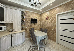 Дом 150м², 2-этажный, участок 6 сот.  